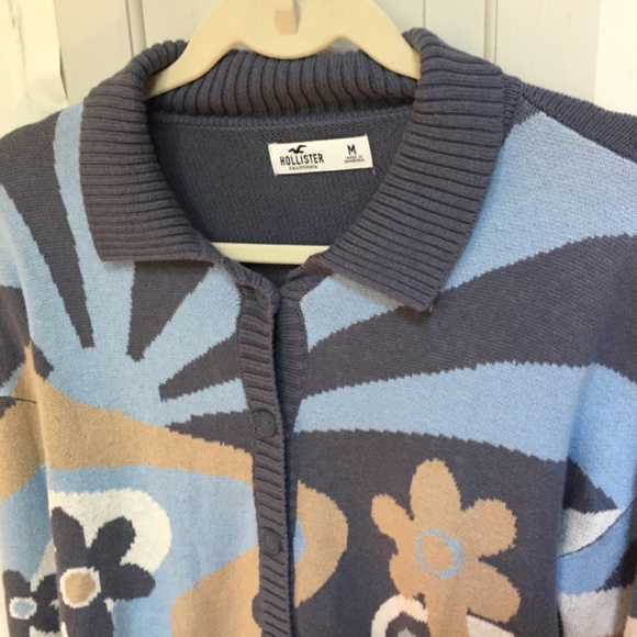 Hollister Blue and Tan Patterned Cardigan - Picture 11 of 15